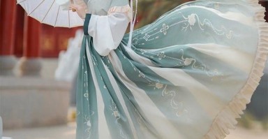 夏季穿搭汉服拍照姿势，夏季穿搭汉服拍照姿势图片